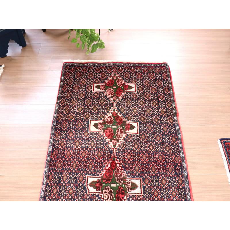 ペルシャ絨毯 サナンダージ 112x73cm セネ バラの花のメダリオン |  | 02