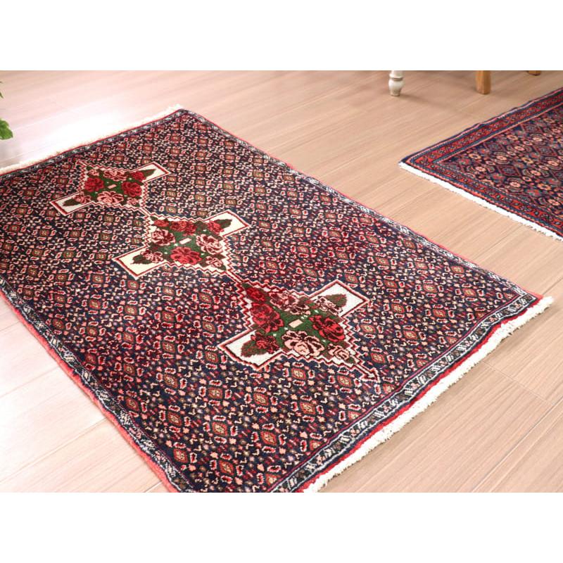 ペルシャ絨毯 サナンダージ 112x73cm セネ バラの花のメダリオン |  | 03