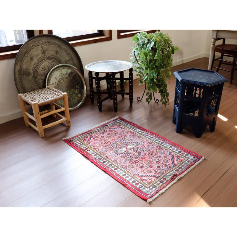 部族絨毯　トライバルラグ 92x63cm 花のアラベスク　ピンク　レッド |  | 01