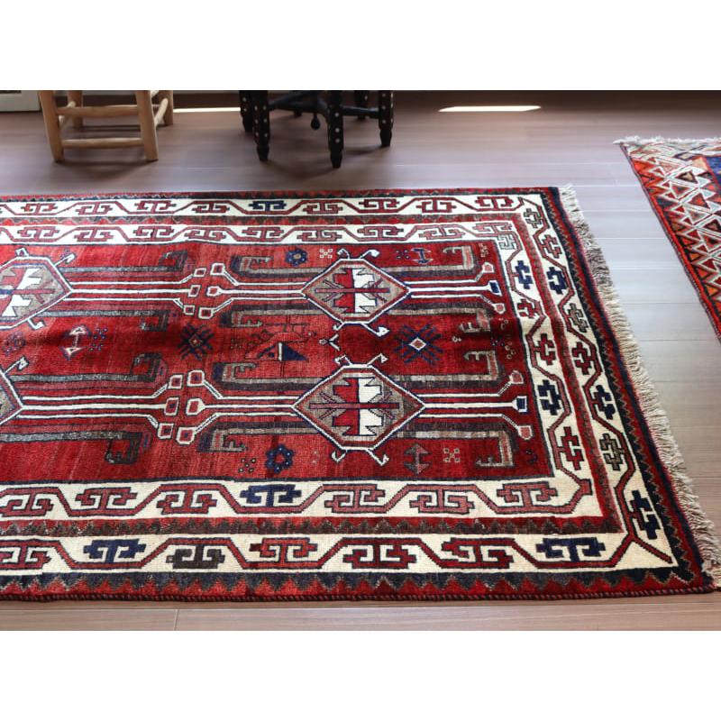 ロリ 手織り絨毯 195x145cm 角のあるメダリオン_2