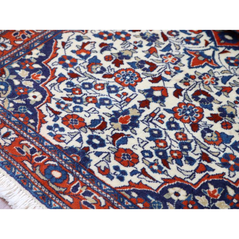 部族絨毯 サルーク 125x70cm 細かな織りの花模様 | ブランド登録なし | 08