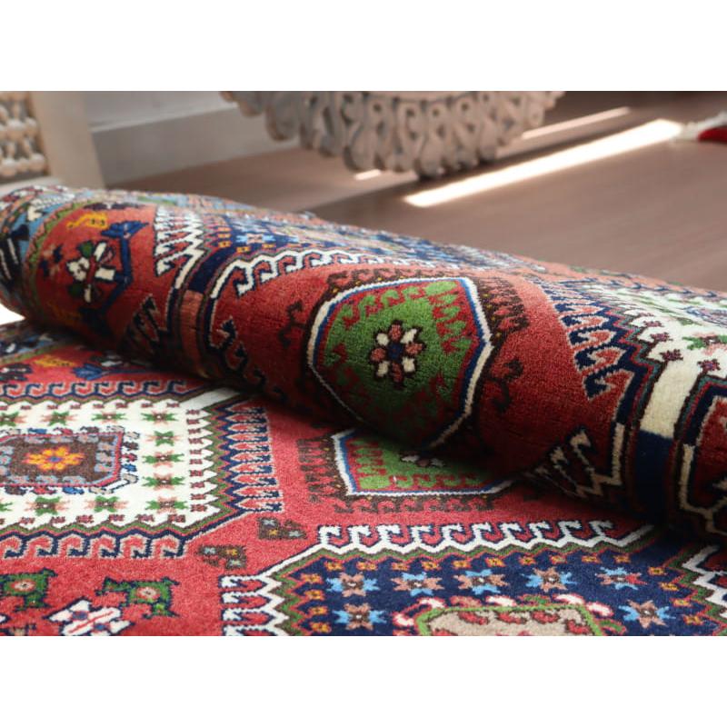 部族絨毯 イラン南部 ヤラメ 127x80cm 連なるメダリオン | ブランド登録なし | 07