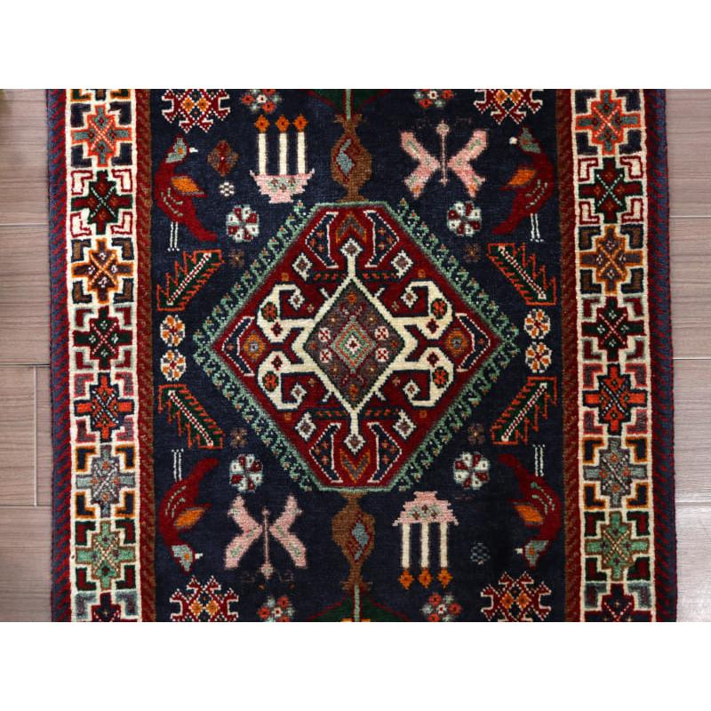 イランの手織り絨毯 128x65cm メダリオンと幾何学模様