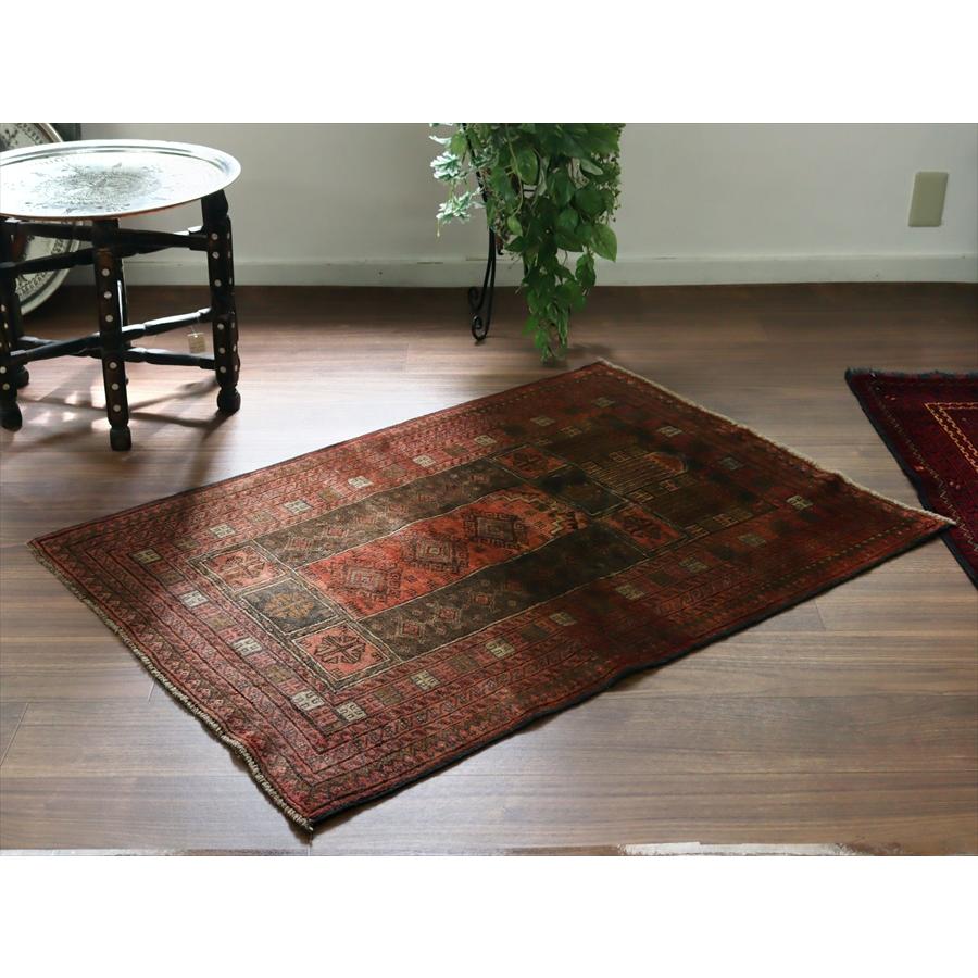 トライバルラグ バルーチ 114x82cm ミフラープと幾何学模様 |  | 01