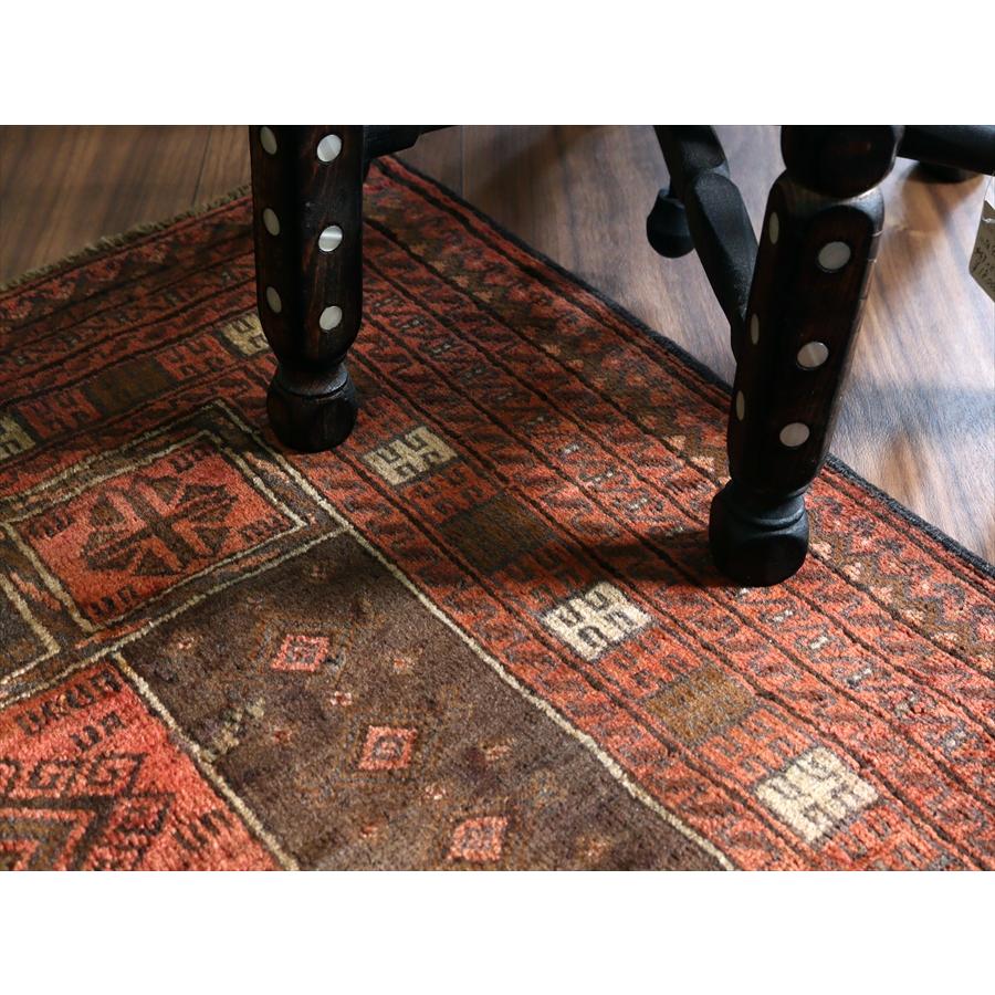 トライバルラグ バルーチ 114x82cm ミフラープと幾何学模様 |  | 04