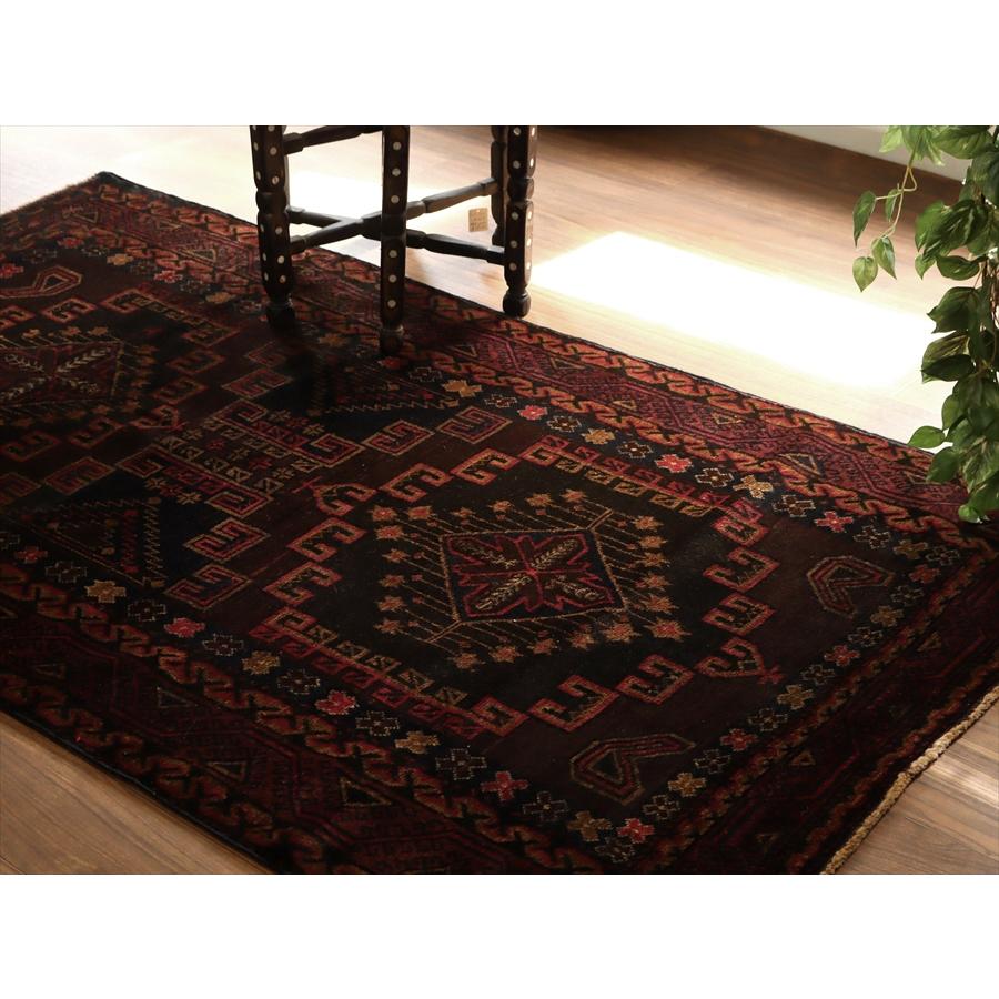 バルーチ族の絨毯 196x111cm ２つのメダリオン |  | 05