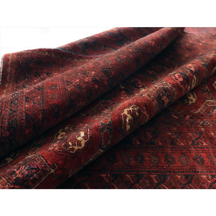 クンドゥズ アフガン絨毯 247x196cm 手織りラグ 細かな織りの幾何学モチーフ |  | 10