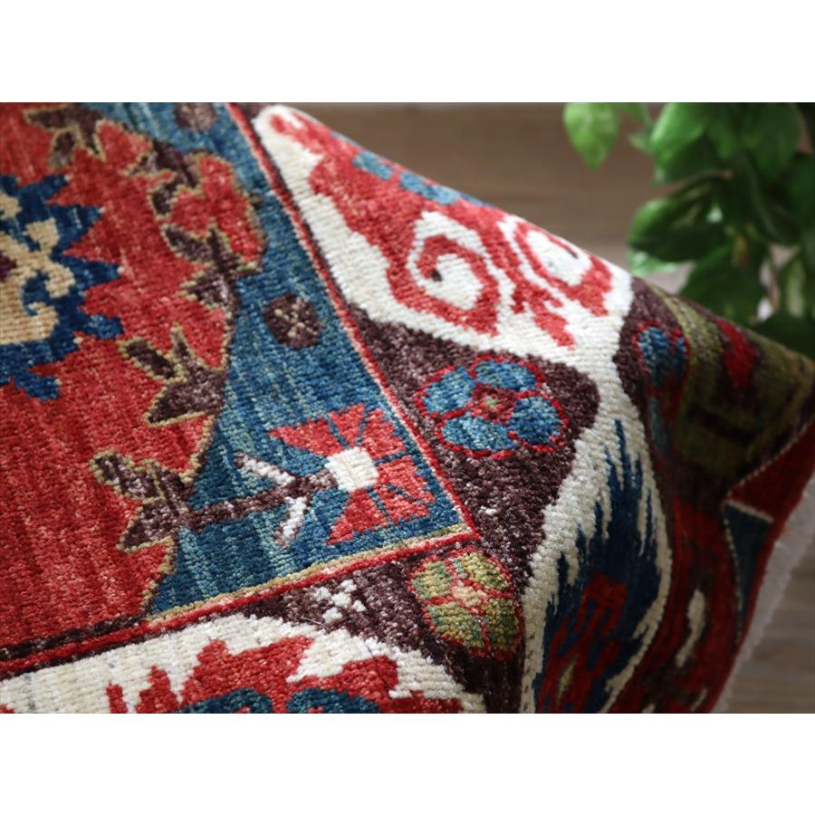 トルコの手織り絨毯 花形のメダリオン 125x83cm 手織りラグ チェイレキサイズ |  | 11