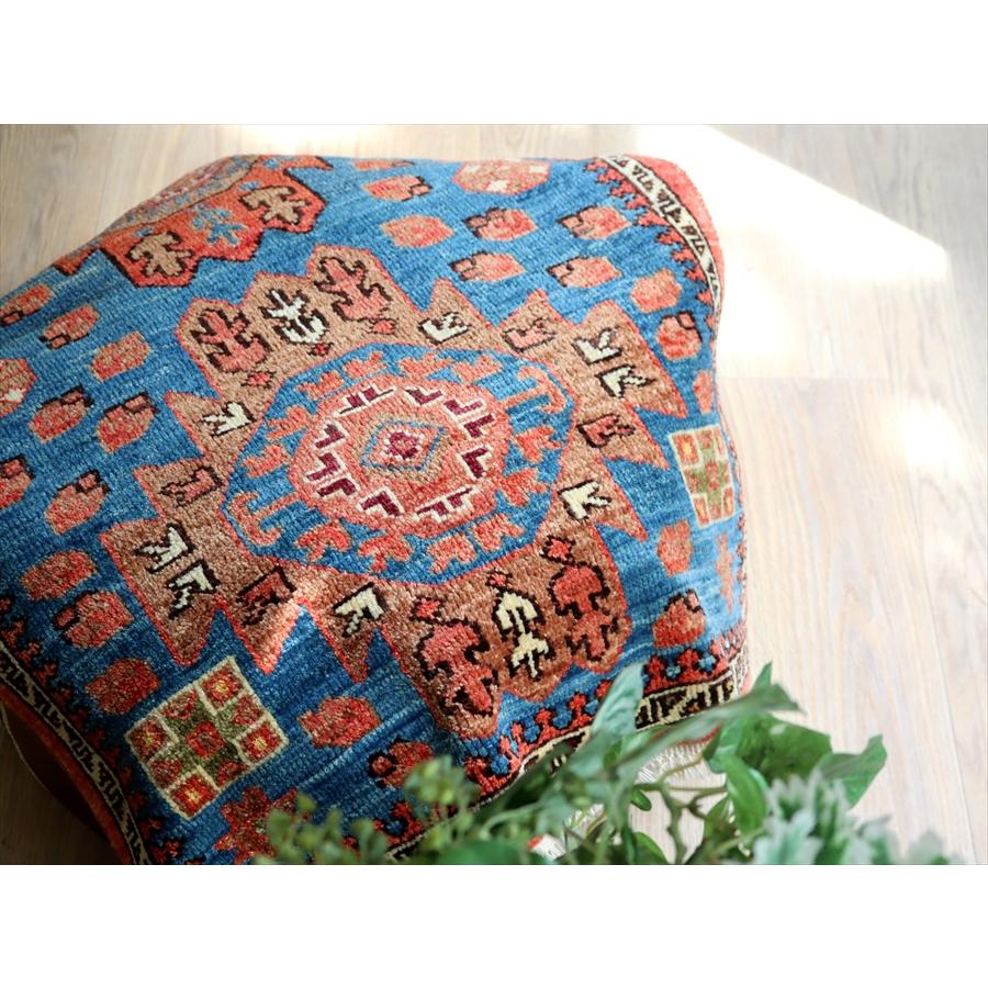 トルコの手織り絨毯 ２つのメダリオン 96x65cm 手織りラグ ブルー 草木染 |  | 06