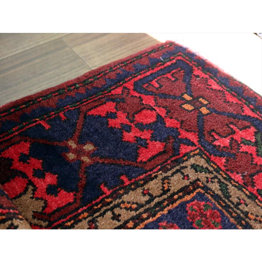 イランの手織り絨毯 ハマダン 229x145cm 六角メダリオン レッド＆ネイビー |  | 11