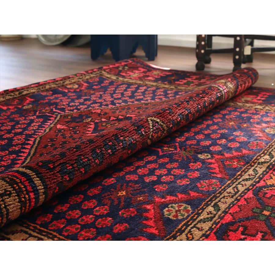 イランの手織り絨毯 ハマダン 229x145cm 六角メダリオン レッド＆ネイビー |  | 09