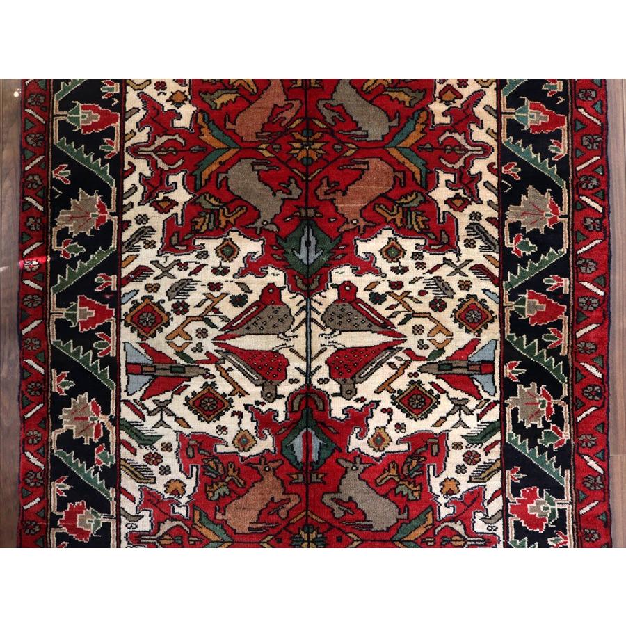 イランの手織り絨毯 バルーチ 171x99cm 動物と花 トライバルラグ |  | 04