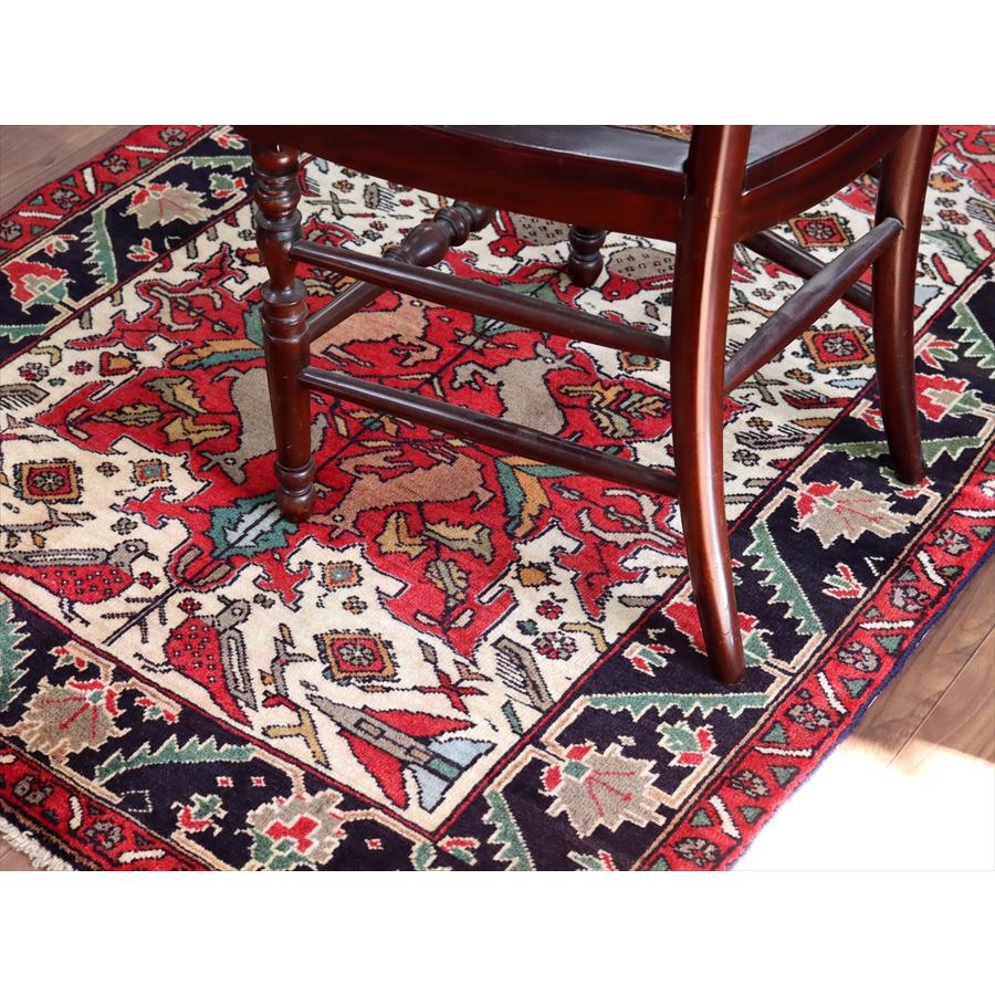 イランの手織り絨毯 バルーチ 171x99cm 動物と花 トライバルラグ |  | 05