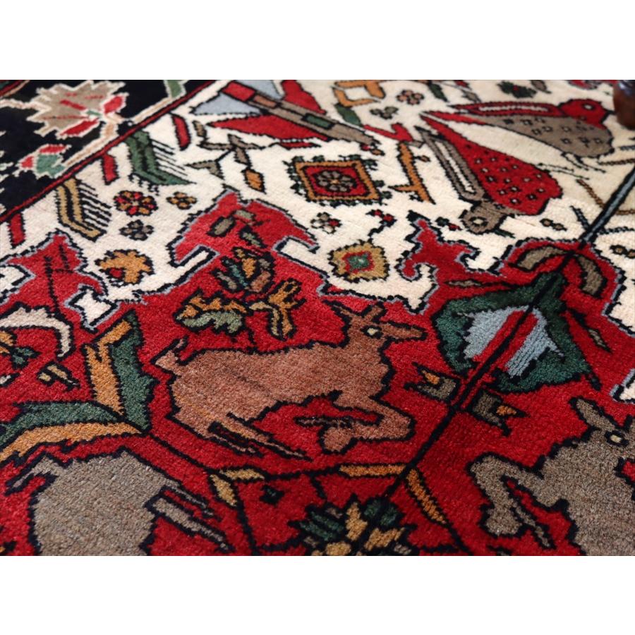 イランの手織り絨毯 バルーチ 171x99cm 動物と花 トライバルラグ |  | 07