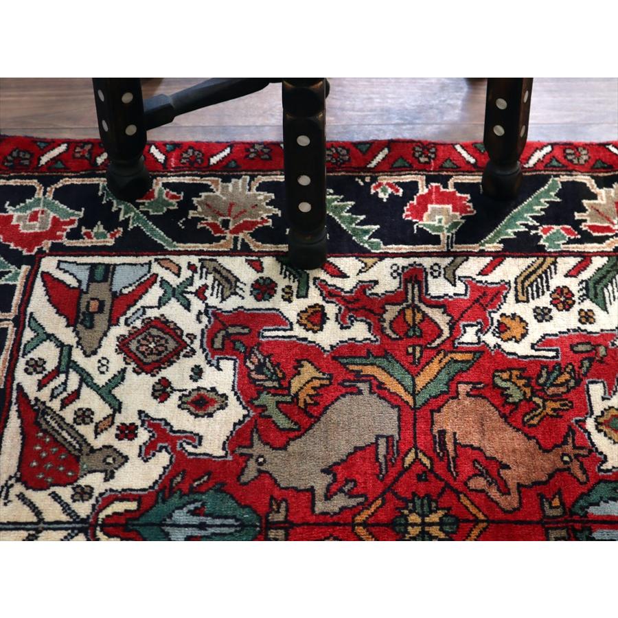 イランの手織り絨毯 バルーチ 171x99cm 動物と花 トライバルラグ |  | 08