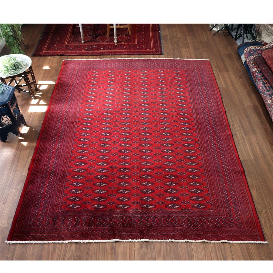 トルクメン族の絨毯 手織りラグ 277x212cm 連続するギュル文様 レッド