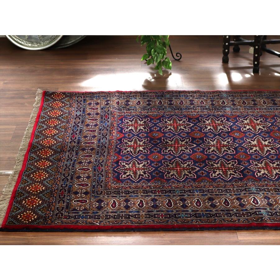 イランの手織り絨毯 マシュハド 175x125cm 連なる幾何学模様 |  | 03