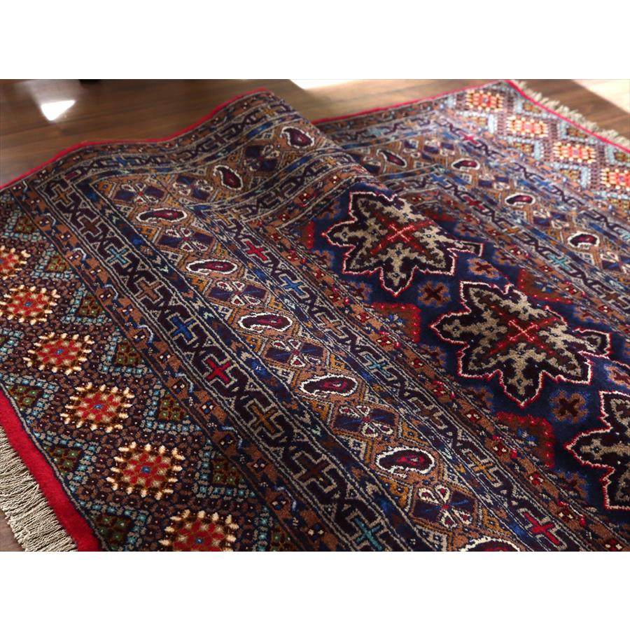 イランの手織り絨毯 マシュハド 175x125cm 連なる幾何学模様 |  | 09