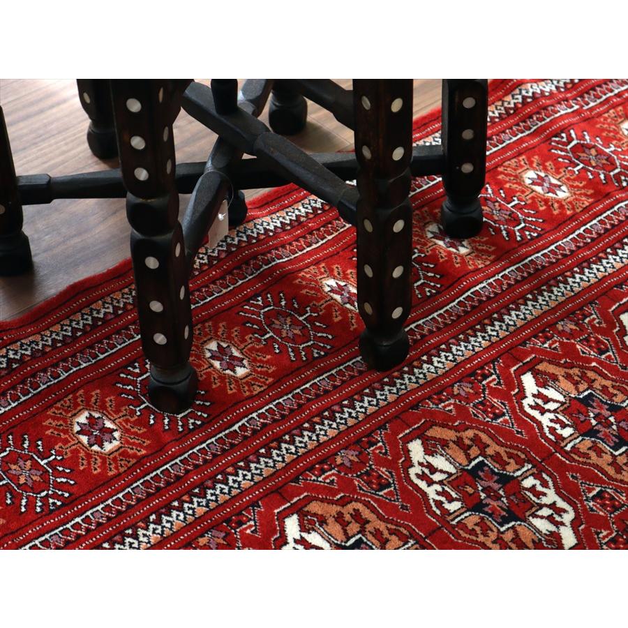 トルクメン族の絨毯 トライバルラグ 208x134cm 連なるギュル文様 手織りラグ |  | 07