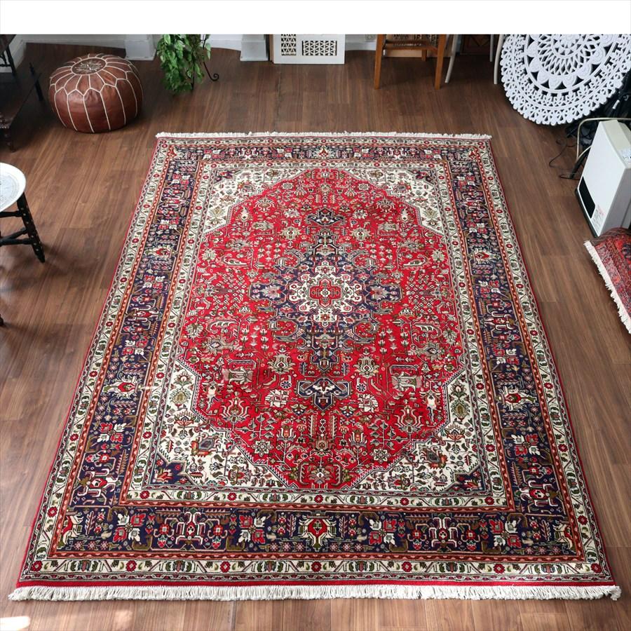 ペルシャ絨毯 タブリーズ産 284x199cm メダリオンと小花