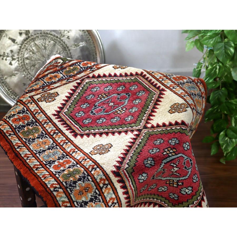 トルクメン族の絨毯 手織りラグ 95x67cm ２つのメダリオン |  | 04