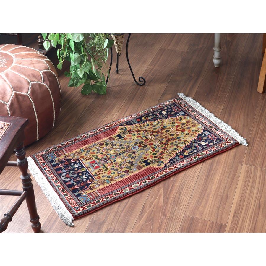 イランの手織りラグ 77x44cm 釣り鐘形のミフラープ カシュクーリ |  | 01