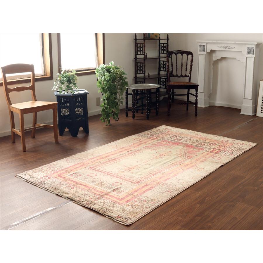 トルコ絨毯 シワス 213x124cm 色褪せたミフラープ |  | 01