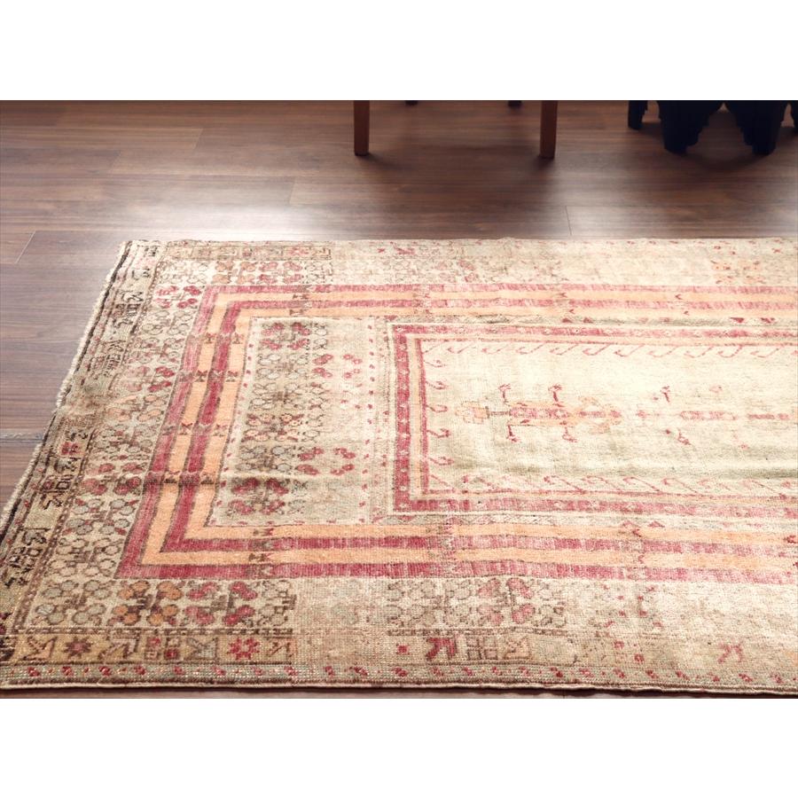 トルコ絨毯 シワス 213x124cm 色褪せたミフラープ |  | 03