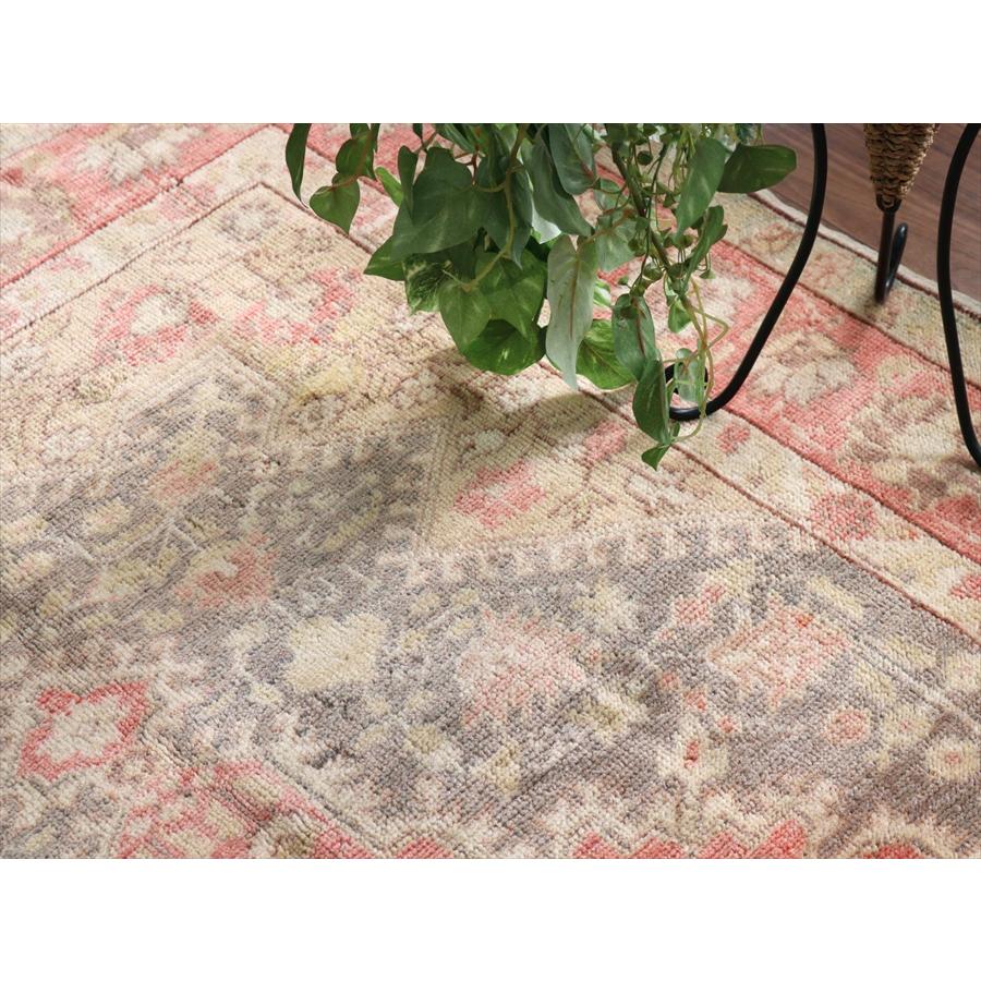 オールドラグ 赤いメダリオン 185x126cm トルコ絨毯 レッド＆ネイビー |  | 10