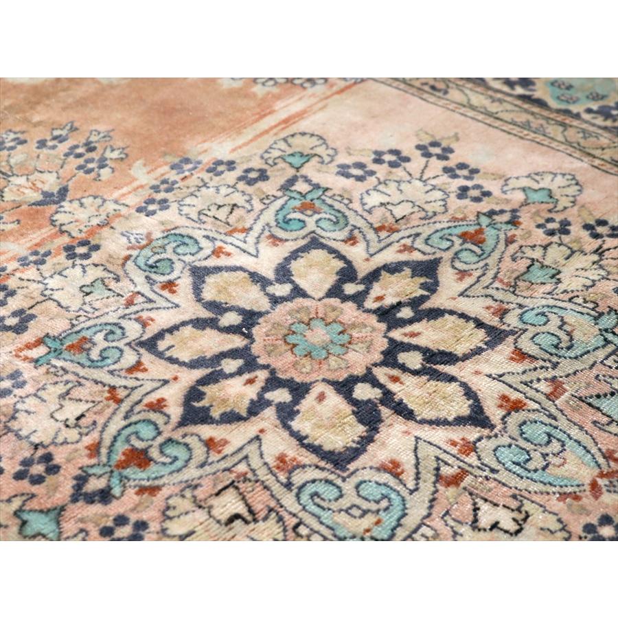 オールドカーペット パステルカラー 148x95cm 花形のメダリオン ヴィンテージラグ |  | 10