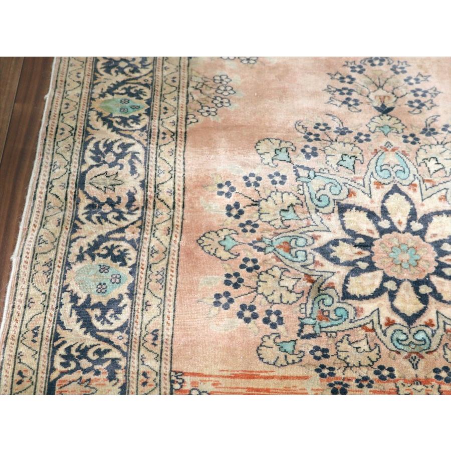 オールドカーペット パステルカラー 148x95cm 花形のメダリオン ヴィンテージラグ |  | 08