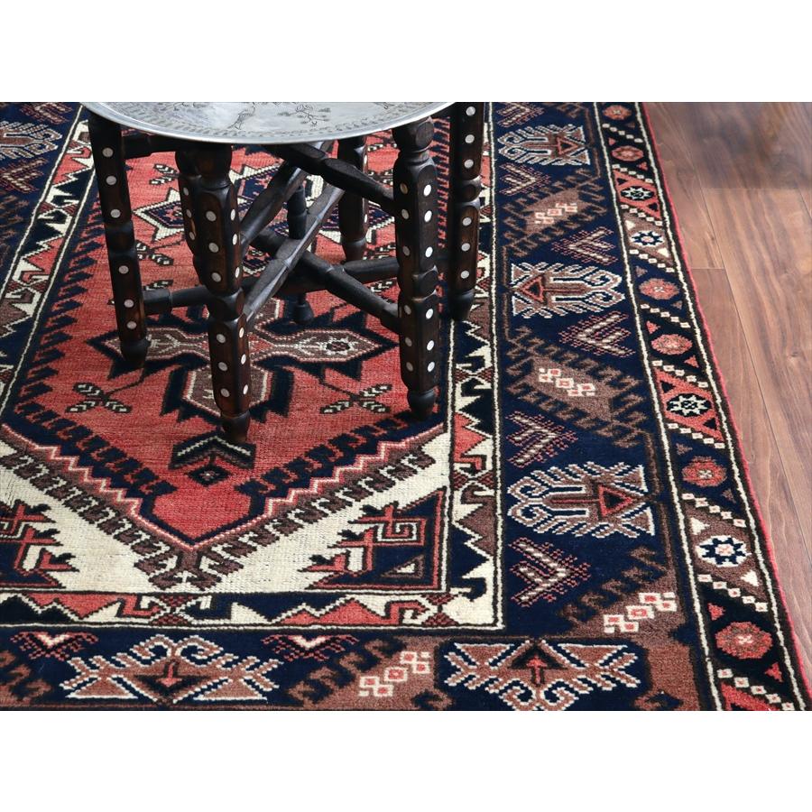 トルコの手織り絨毯 ドゥシュメアルトゥ 210x125cm ドラゴンの爪をもつ六角メダリオン |  | 07