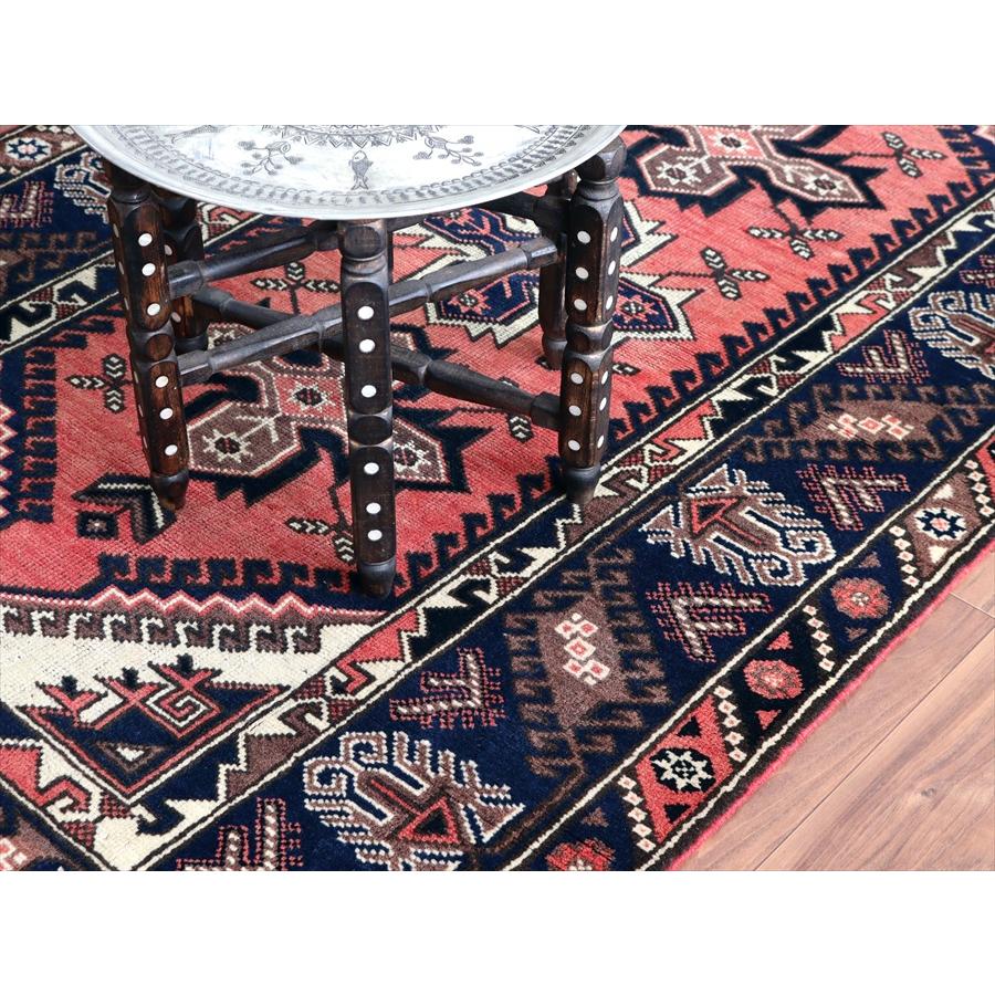 トルコの手織り絨毯 ドゥシュメアルトゥ 210x125cm ドラゴンの爪をもつ六角メダリオン |  | 08