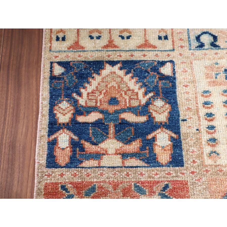 イランの手織り絨毯 バフティアリ 222x60cm タイルデザイン 細長いサイズ |  | 09