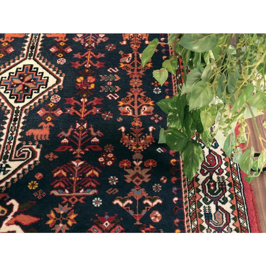 イランの手織りラグ 花と動物 141x105cm ネイビー 部族絨毯 |  | 08