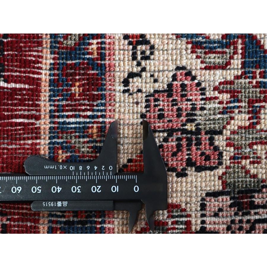 ペルシャ絨毯 サーベ 202x131cm 連なるフラワーデザイン 手織りラグ |  | 13