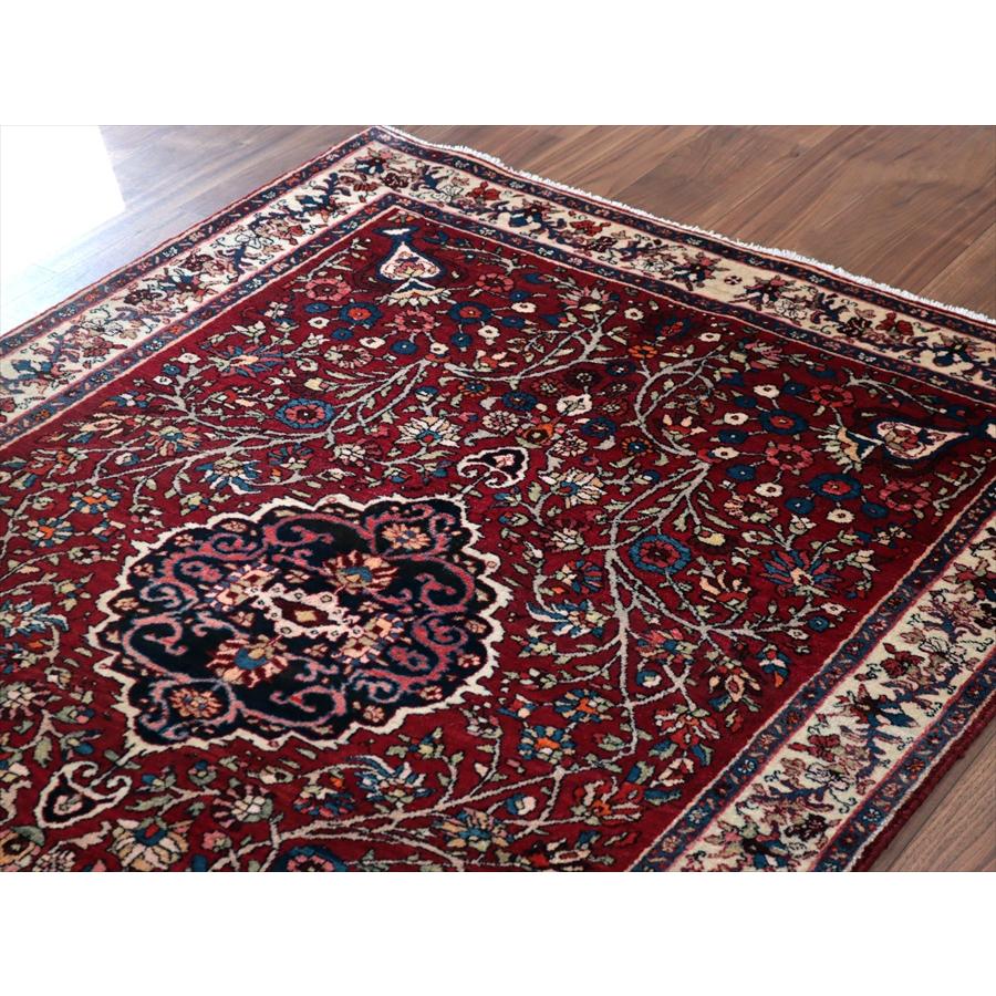 ペルシャ絨毯 サーベ 202x131cm 連なるフラワーデザイン 手織りラグ |  | 02