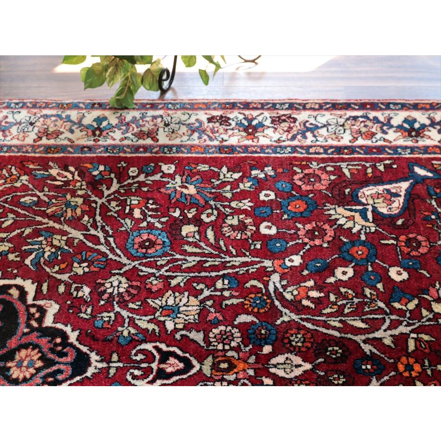 ペルシャ絨毯 サーベ 202x131cm 連なるフラワーデザイン 手織りラグ |  | 05