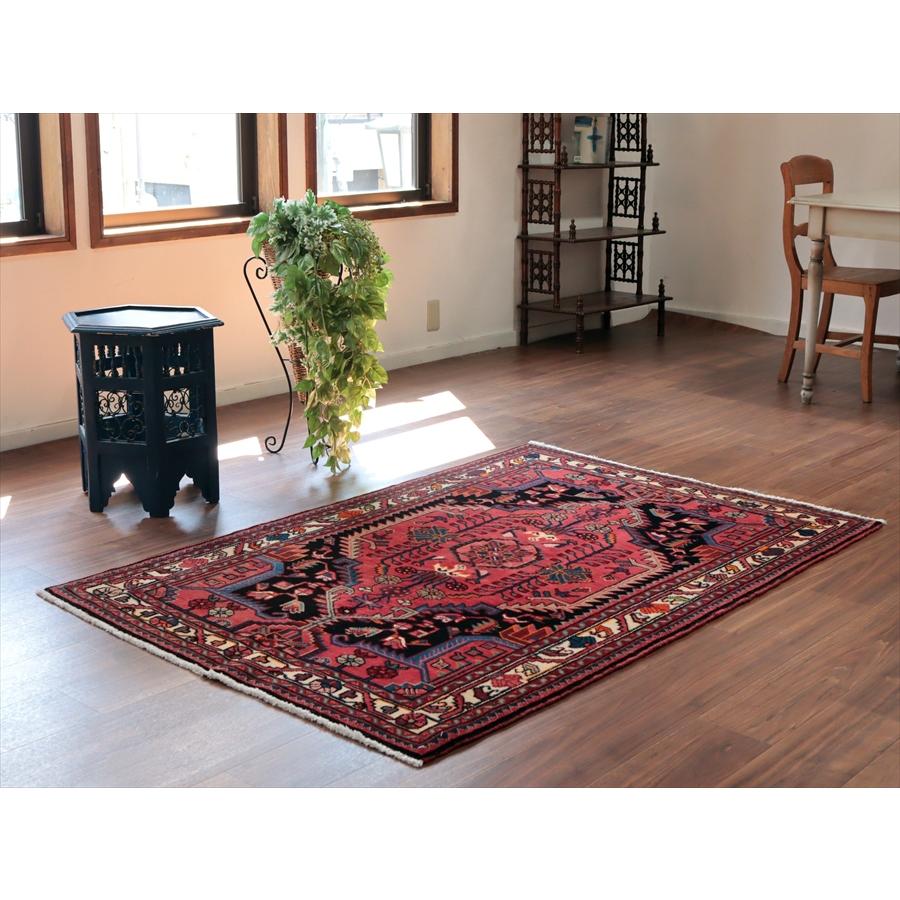 イランの手織りラグ トイセルカン 177x114cm メダリオンと小花 レッド＆ネイビー |  | 13