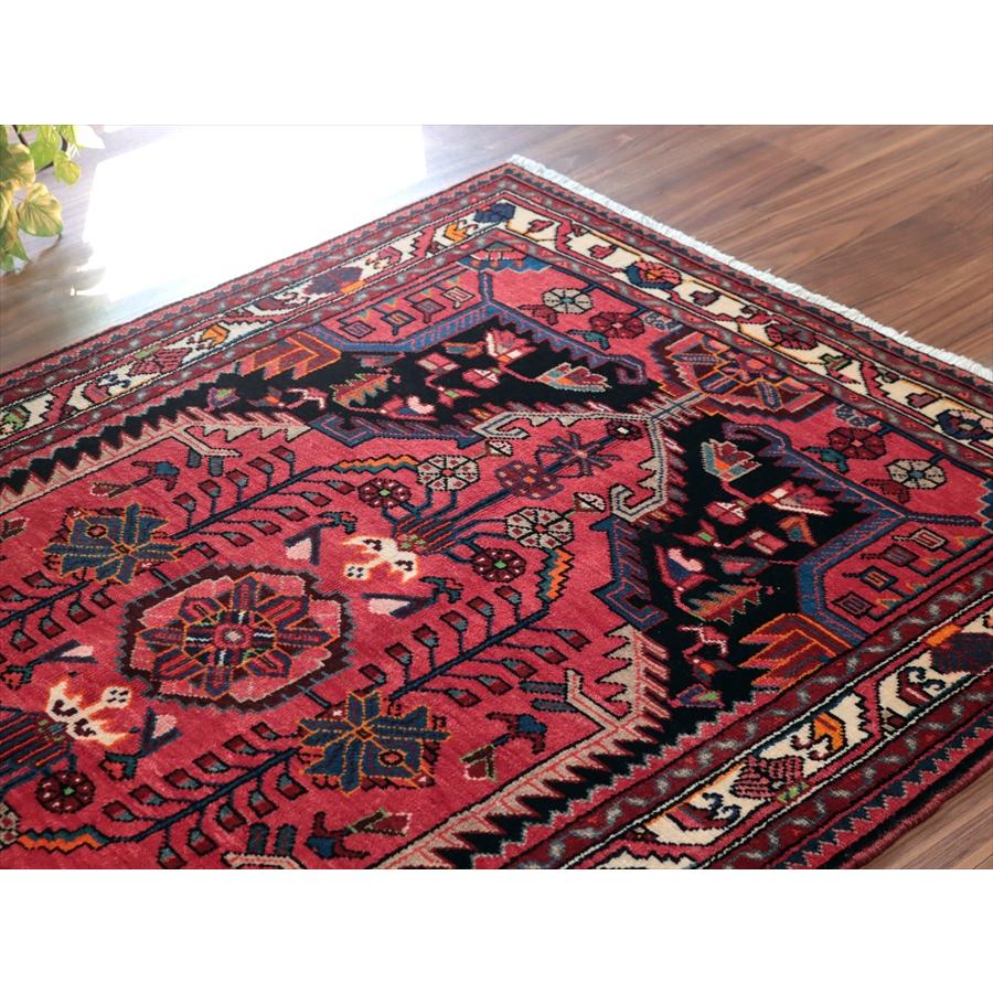 イランの手織りラグ トイセルカン 177x114cm メダリオンと小花 レッド＆ネイビー |  | 02