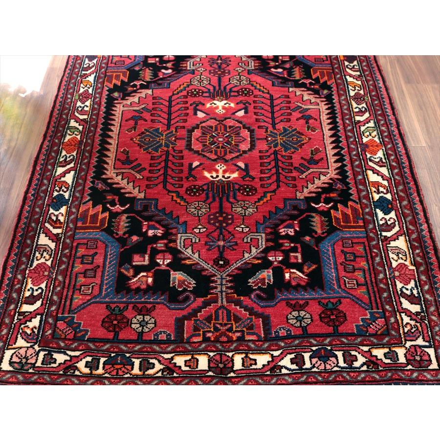 イランの手織りラグ トイセルカン 177x114cm メダリオンと小花 レッド＆ネイビー |  | 03