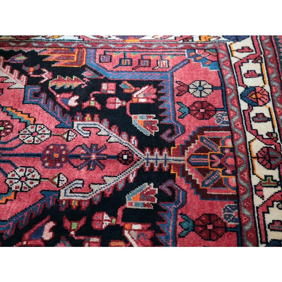 イランの手織りラグ トイセルカン 177x114cm メダリオンと小花 レッド＆ネイビー |  | 07