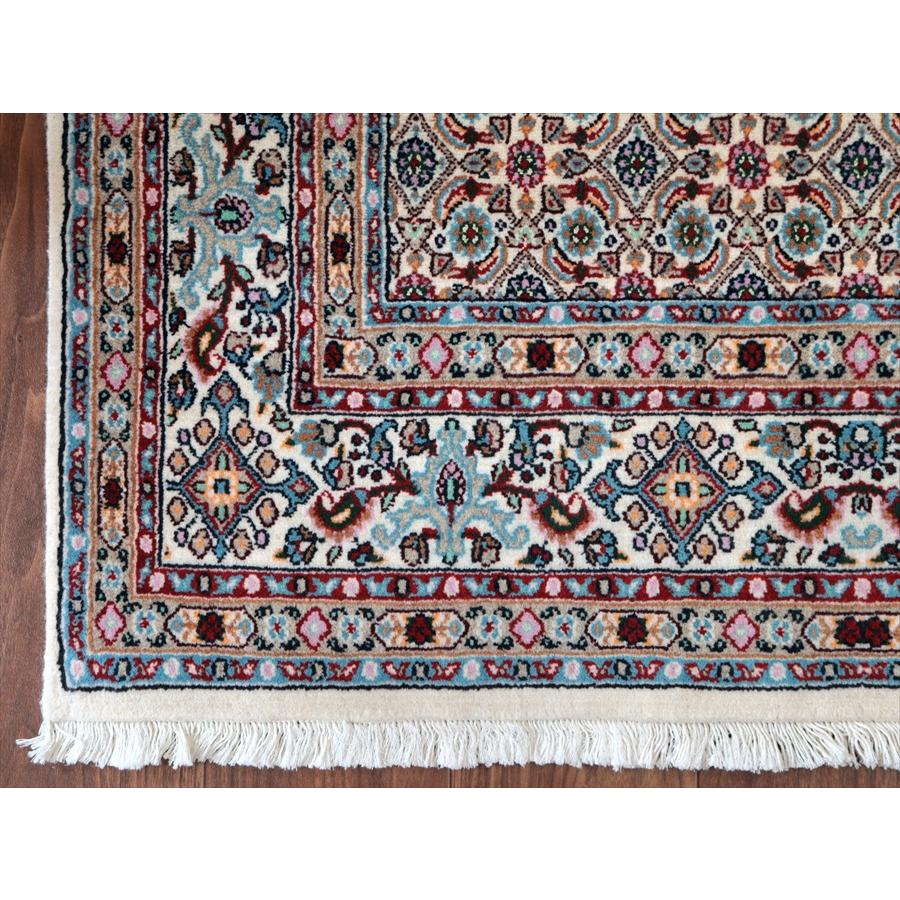 ペルシャ絨毯 ビルジャンド 147x99cm 連なる花のデザイン アイボリー 手織りラグ |  | 08