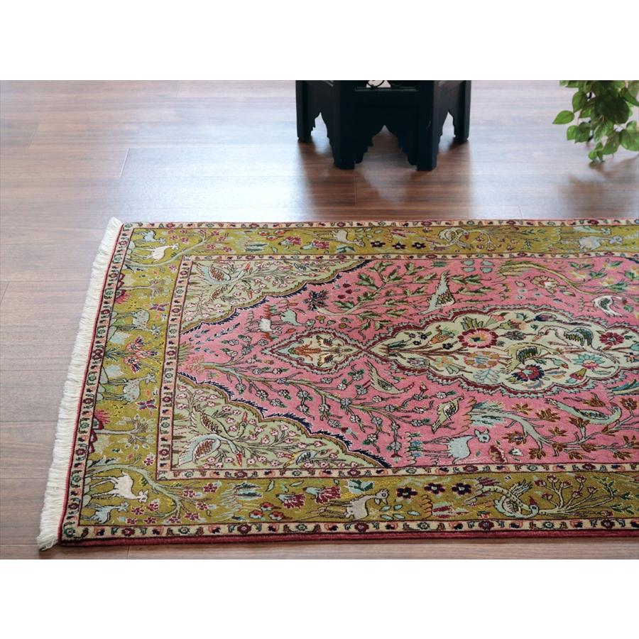 ペルシャ絨毯 タブリーズ 154x99cm 動物と植物 グリーン＆レッド 手織りラグ |  | 03