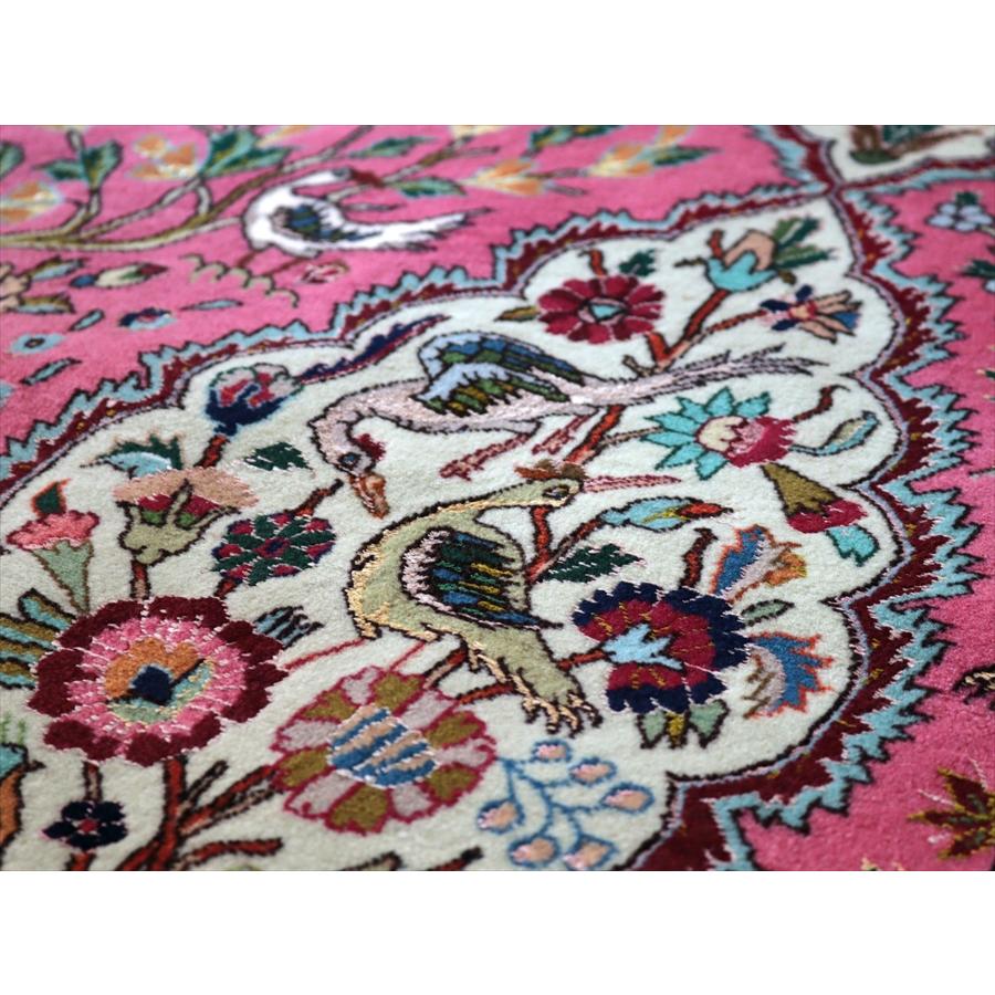 ペルシャ絨毯 タブリーズ 154x99cm 動物と植物 グリーン＆レッド 手織りラグ |  | 09