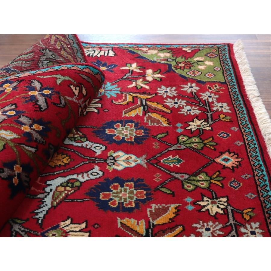 ペルシャ絨毯 タブリーズ 146x100cm 鳥と花々 レッド 手織りラグ |  | 12