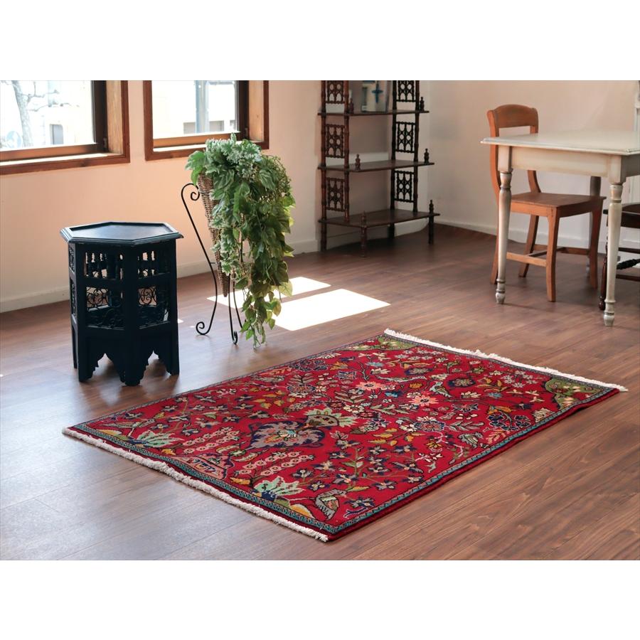 ペルシャ絨毯 タブリーズ 146x100cm 鳥と花々 レッド 手織りラグ |  | 01