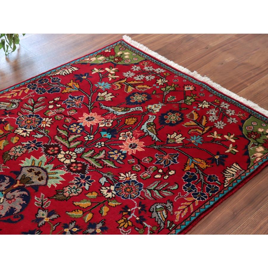 ペルシャ絨毯 タブリーズ 146x100cm 鳥と花々 レッド 手織りラグ |  | 02