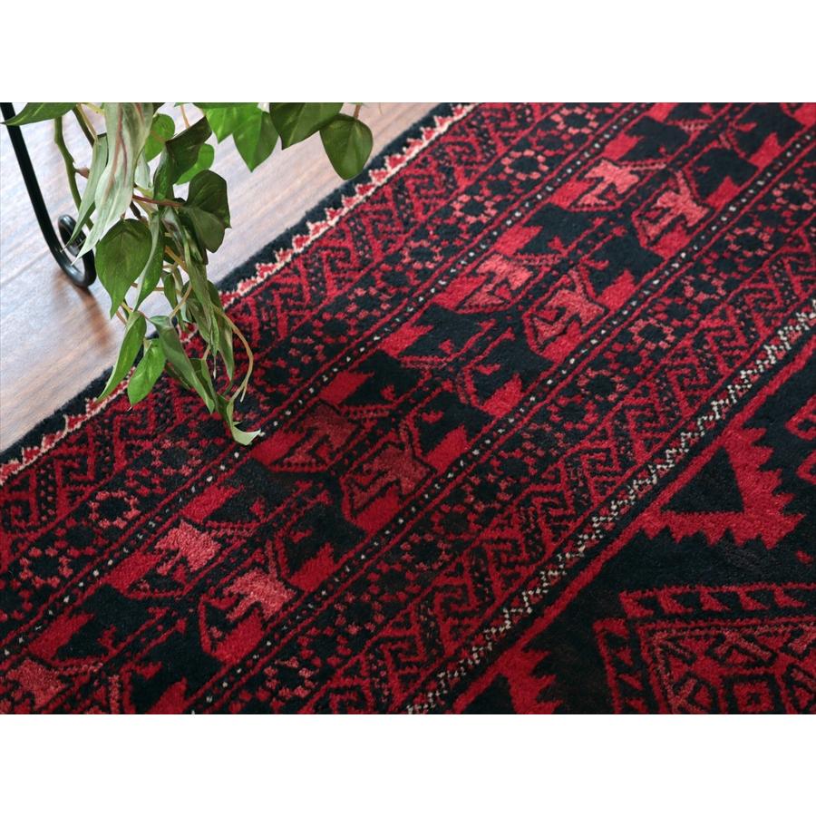 イランの手織りラグ バルーチ 210x110cm 連なる幾何学模様 レッド |  | 06
