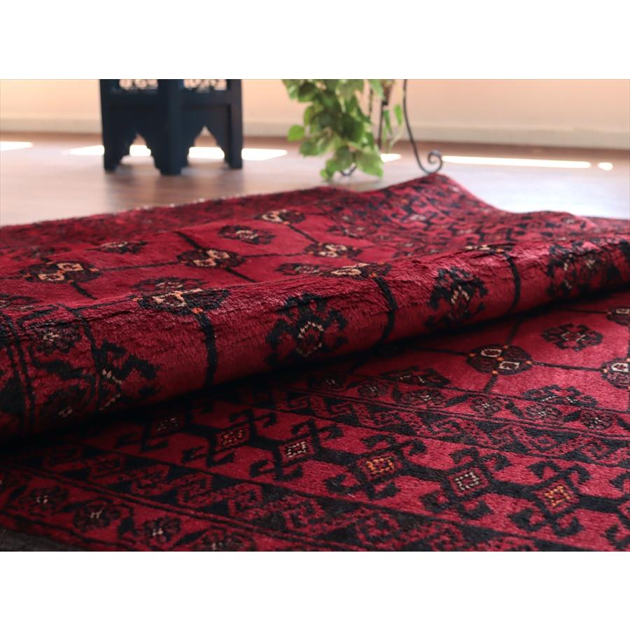 イランの手織りラグ バルーチ 214x115cm 連なる幾何学模様 レッド |  | 09